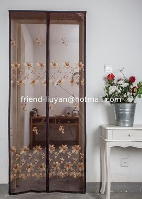 Drzwi z płytką z płytką z siatki komarowej Drzwi z ekranem magnetycznym